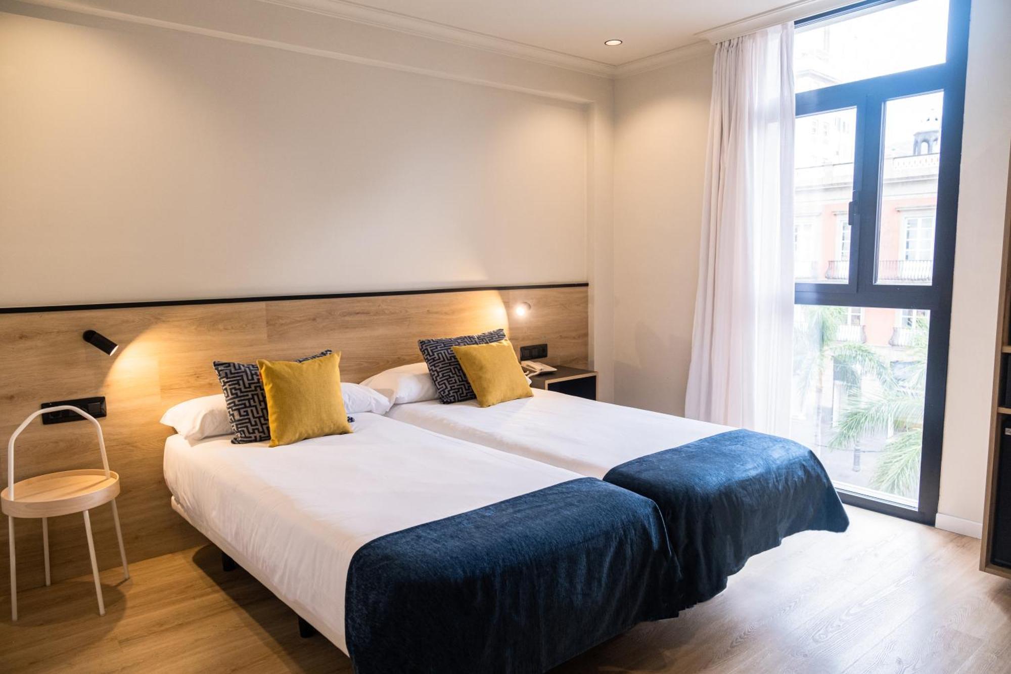 Hotel Adonis Capital Санта-Крус-де-Тенерифе Экстерьер фото